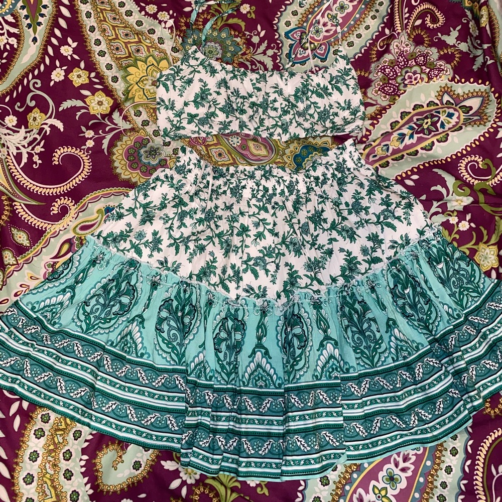 Hello Molly 2-piece skirt set